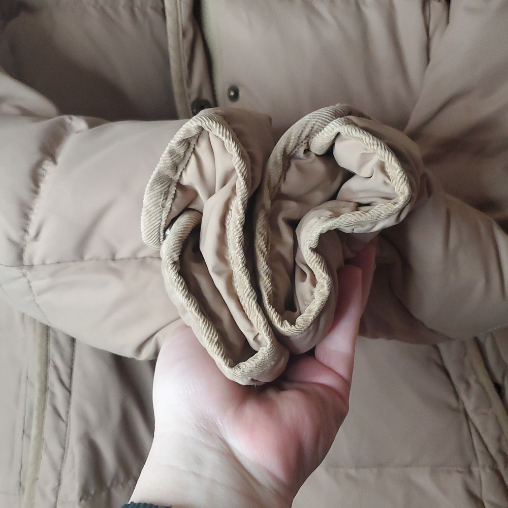 Womens Lauren Ralph Lauren Down Puffer Coat Size Medium Neutral Colored - Picture 13 of 16